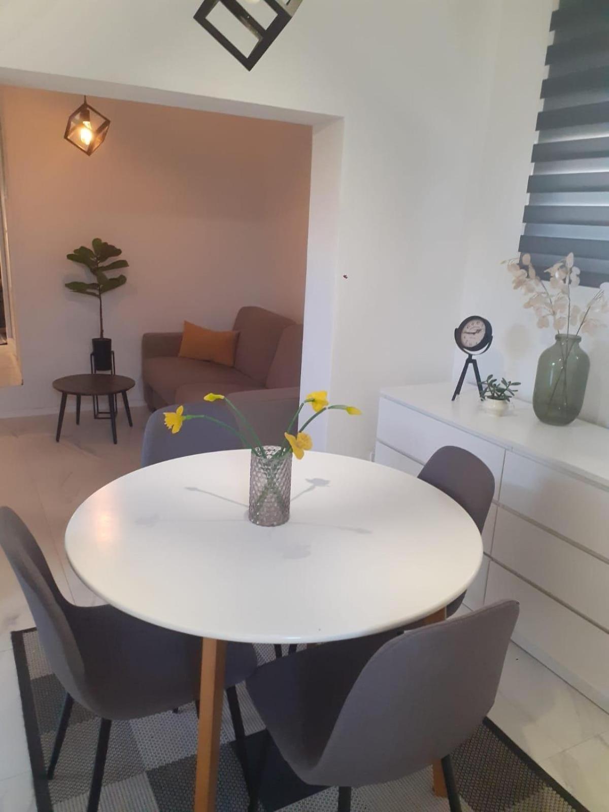 Apartments By The Sea Brist, Makarska - 11039 ภายนอก รูปภาพ